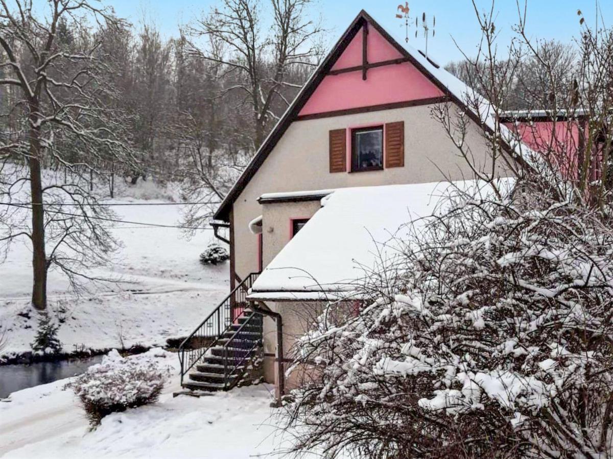 Studio Chlívce u Hronova-2 Chlivce Exterior foto